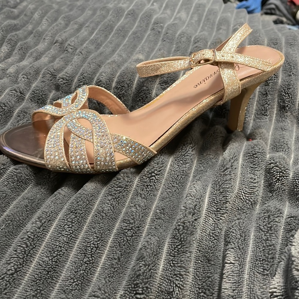 Pink  rinestoned heels